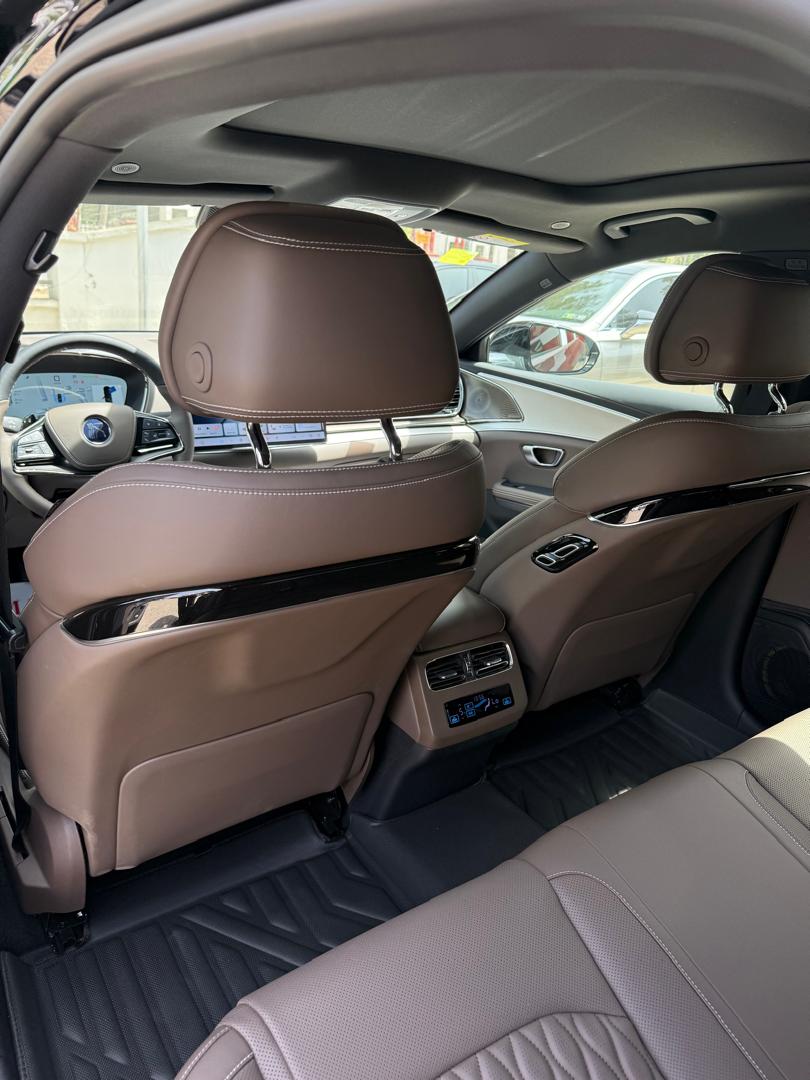 BYD HAN 2025 — photo 6 of 11