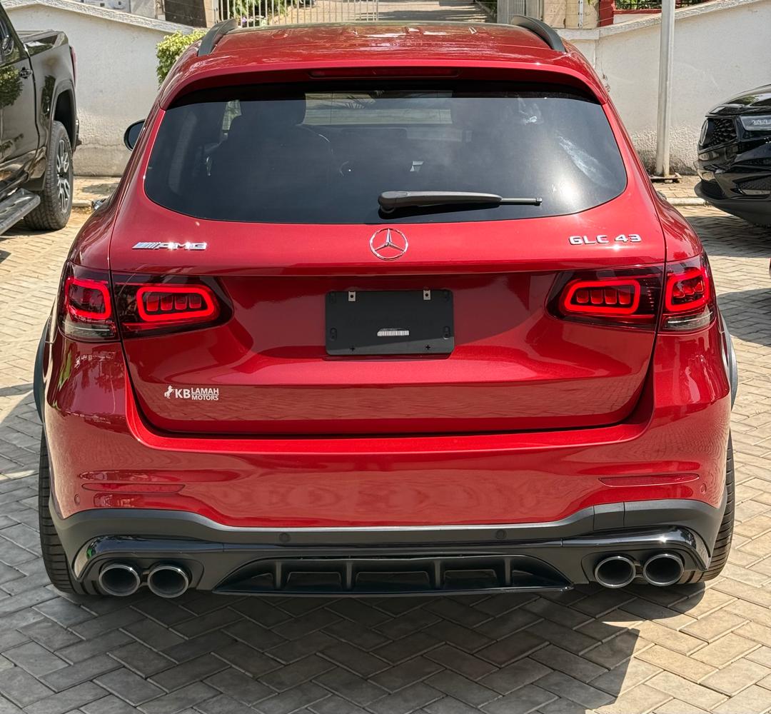 MERCEDES BENZ  GLC 43 AMG 2020 — photo 11 of 13