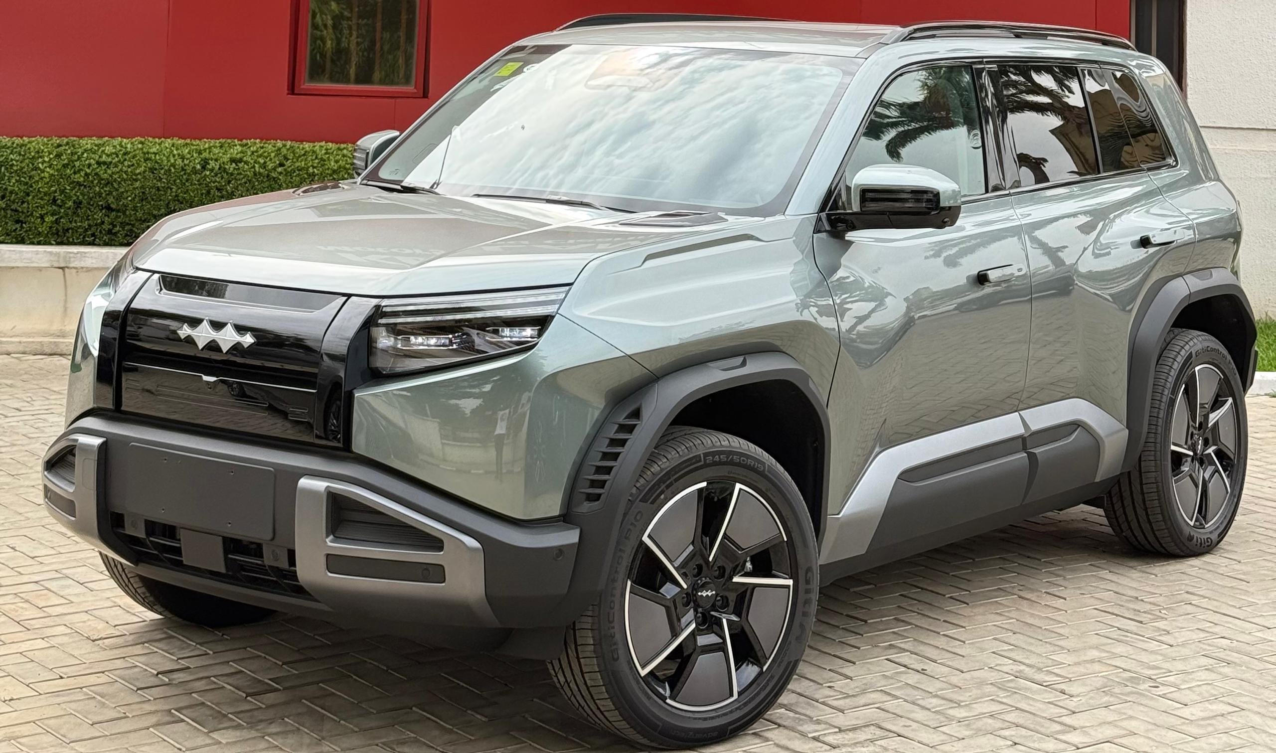 BYD LEOPARD TITANIUM 2025 — photo 10 of 12