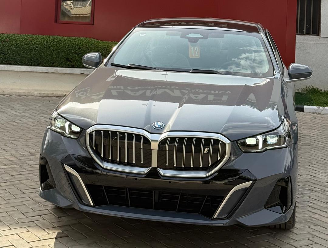BMW I5 EDRIVE 35L 2025 — photo 1 of 13