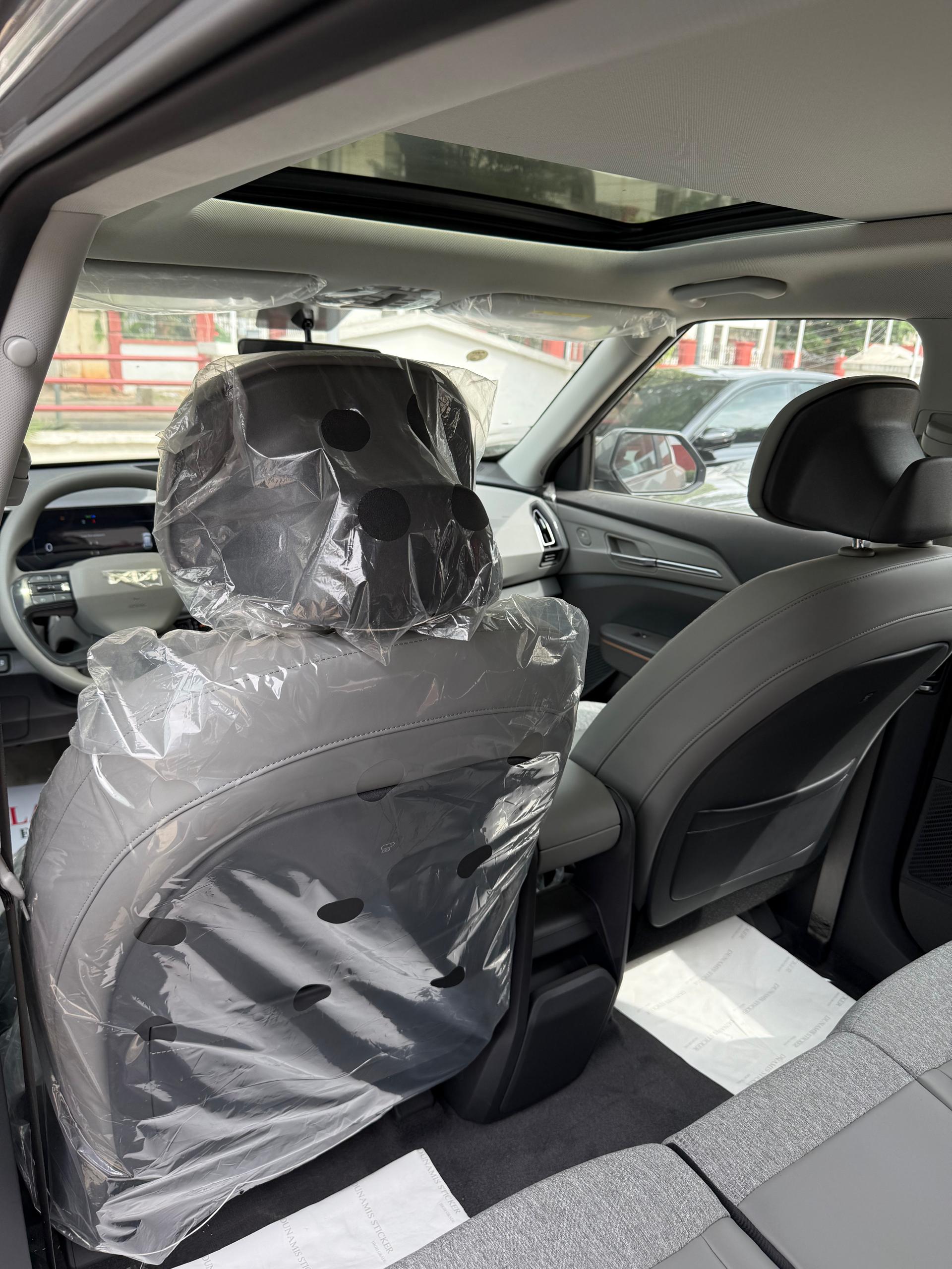 KIA EV5 2024 — photo 8 of 12