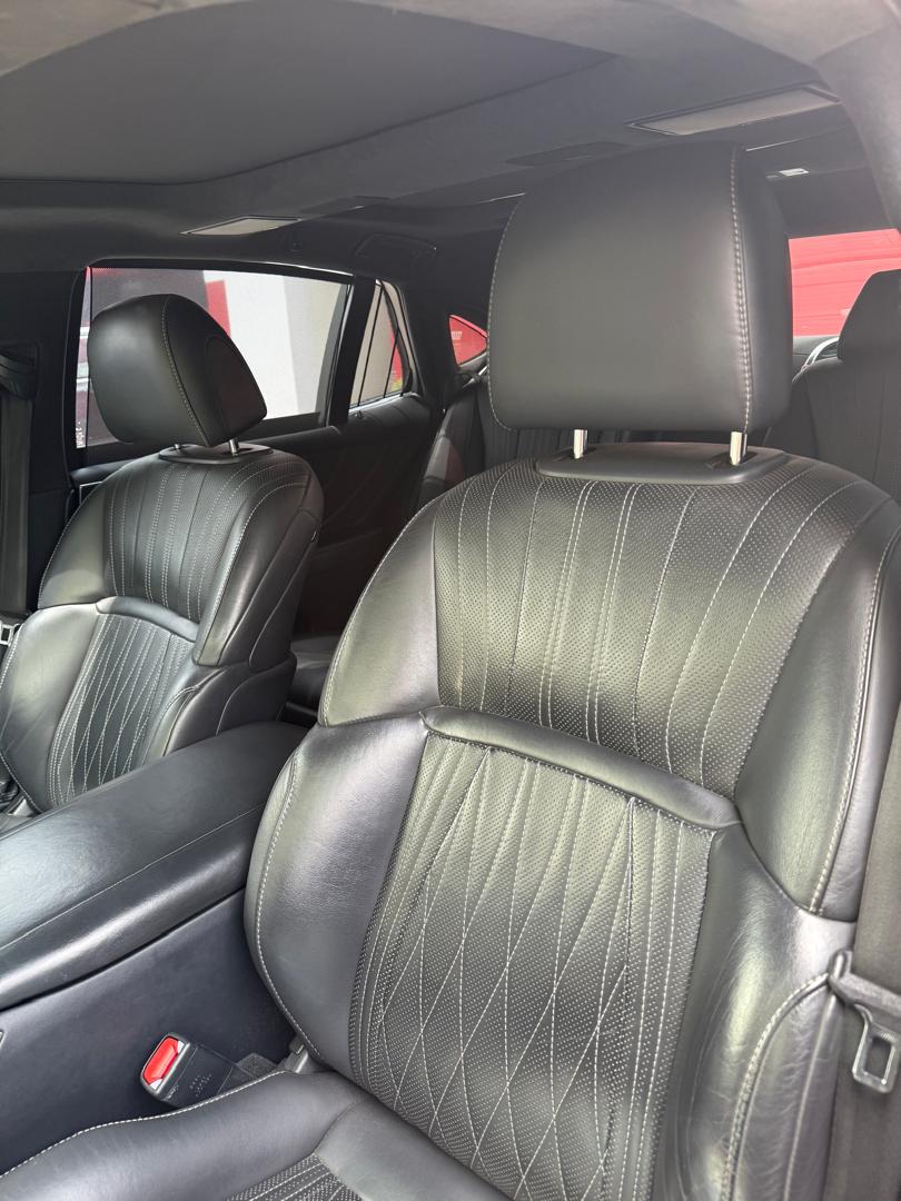 LEXUS LS 500 2018 — photo 10 of 14