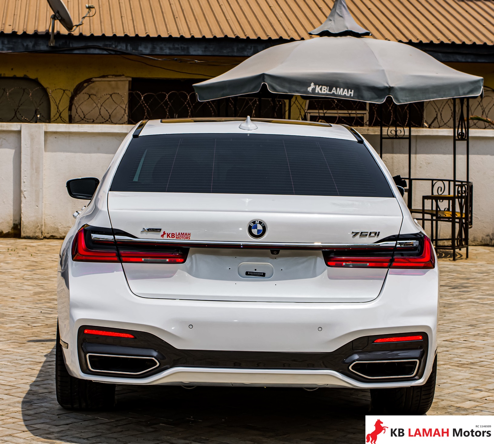 BMW 750I 2019 — photo 4 of 5