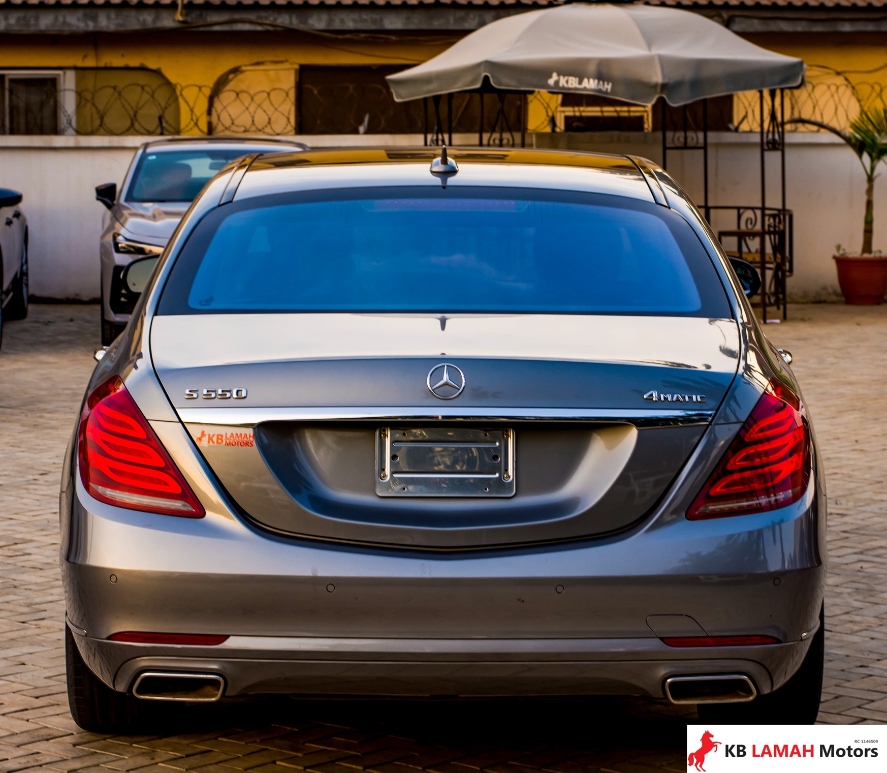 MERCEDES-BENZ S550 4MATIC 2015 — photo 2 of 5