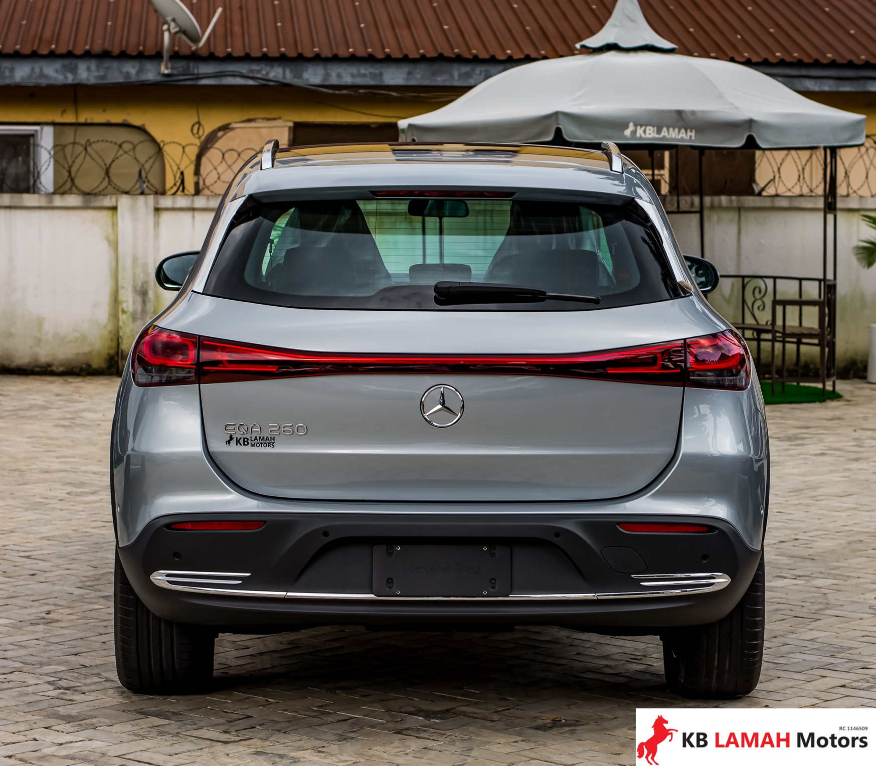 MERCEDES-BENZ EQA 2024 — photo 2 of 5