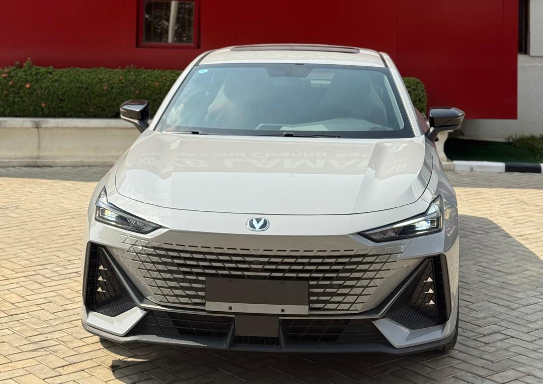 CHANGAN UNI-V 2023 — photo 13 of 13